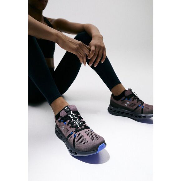 OnCloud Women’s Cloudsurfer Road Running Shoes in Black - Picture 14 of 16
